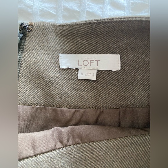 Loft mini skirt khaki green size 0 - Picture 3 of 5